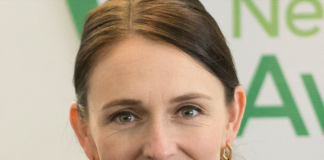 Jacinda Ardern kommer til demokratikonferanse i Oslo