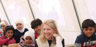 Unicef-sjef: Advarer om sultkrise mens norsk bistand vurderes
