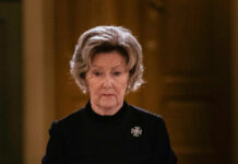Dronning Sonja og kronprinsesse Ingrid Alexandra er nominert til Jenteprisen
